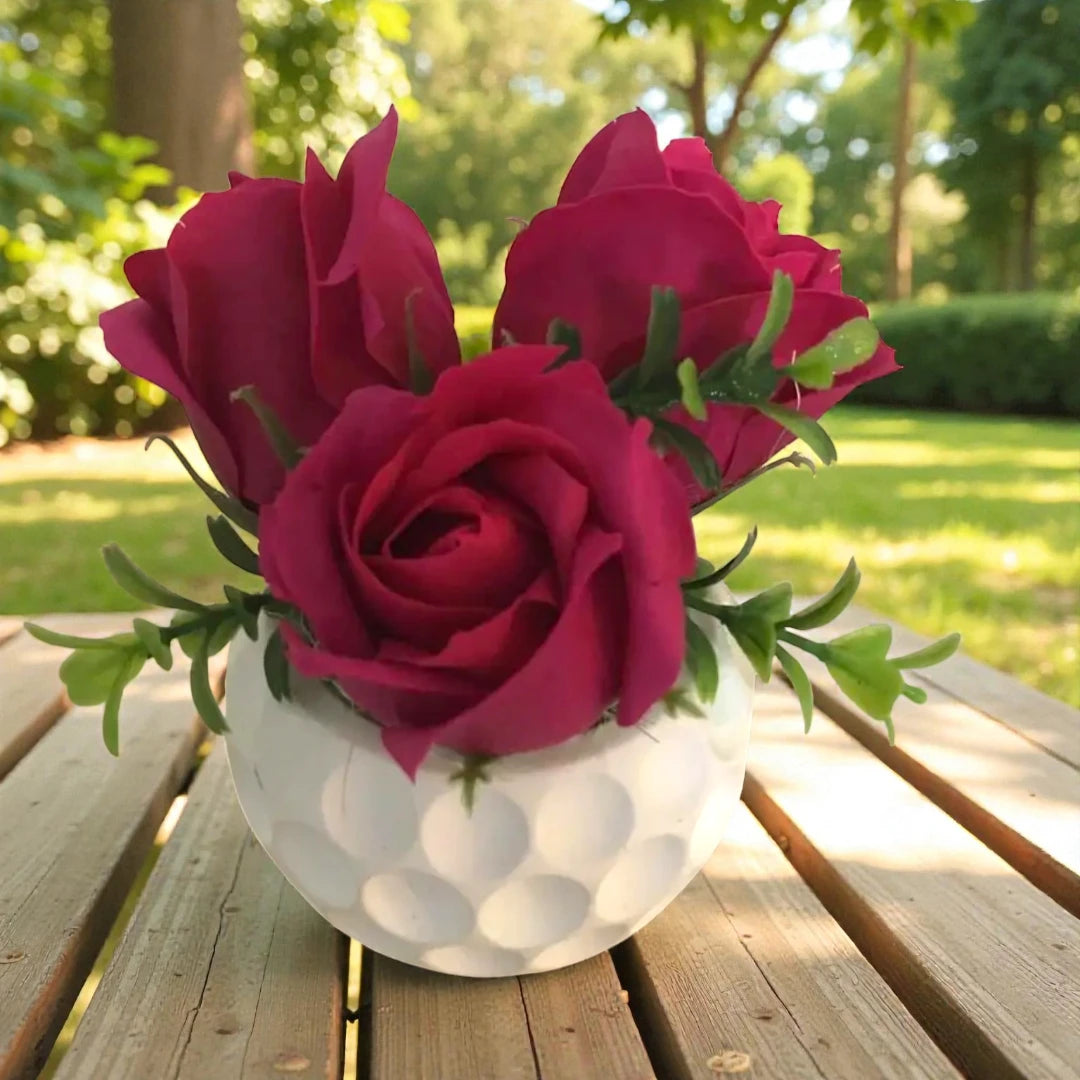 3 ароматни сапунени рози в керамична кашпа