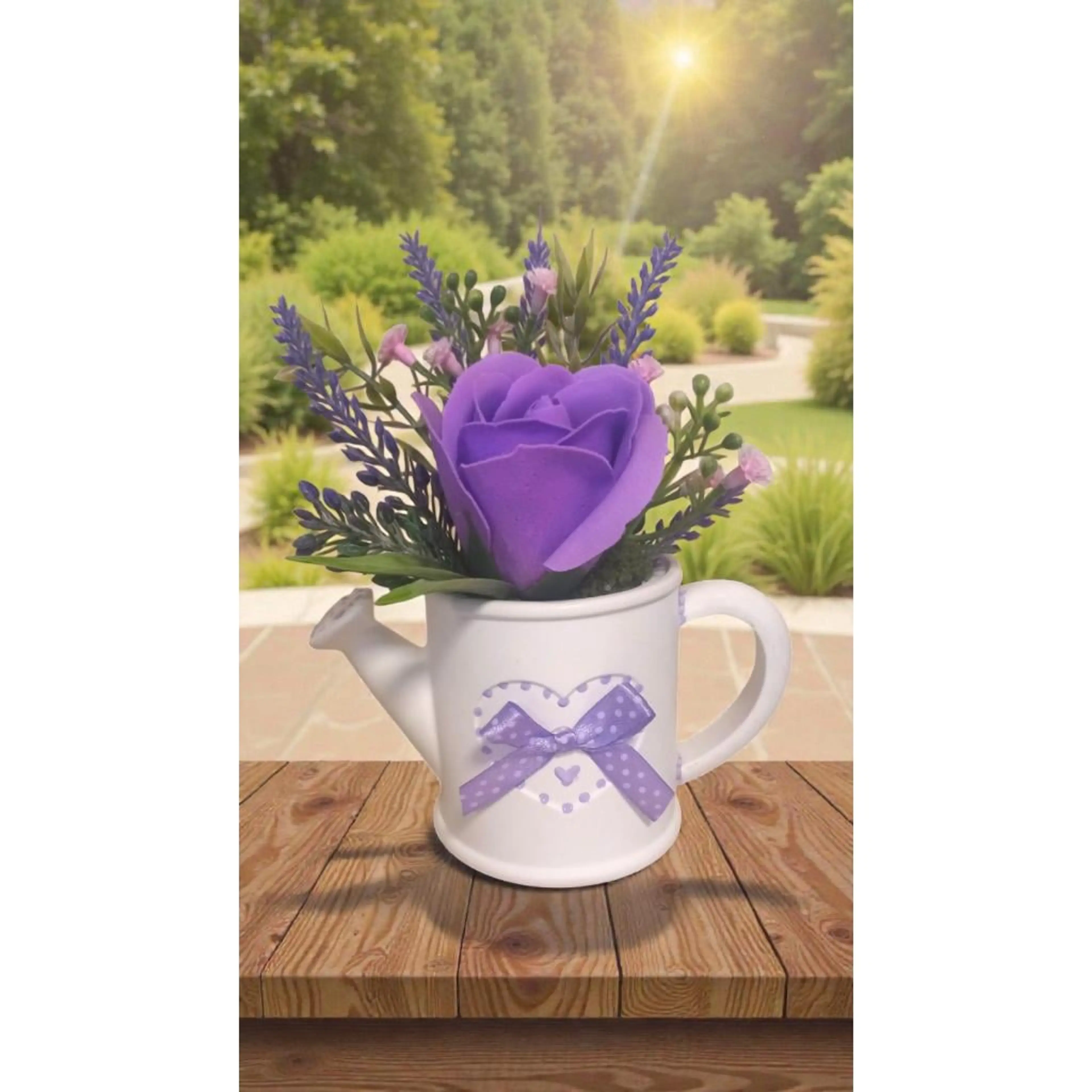 Ръчно изработен подарък с вечна сапунена роза в керамична лейка – Подарък, Който не Увяхва