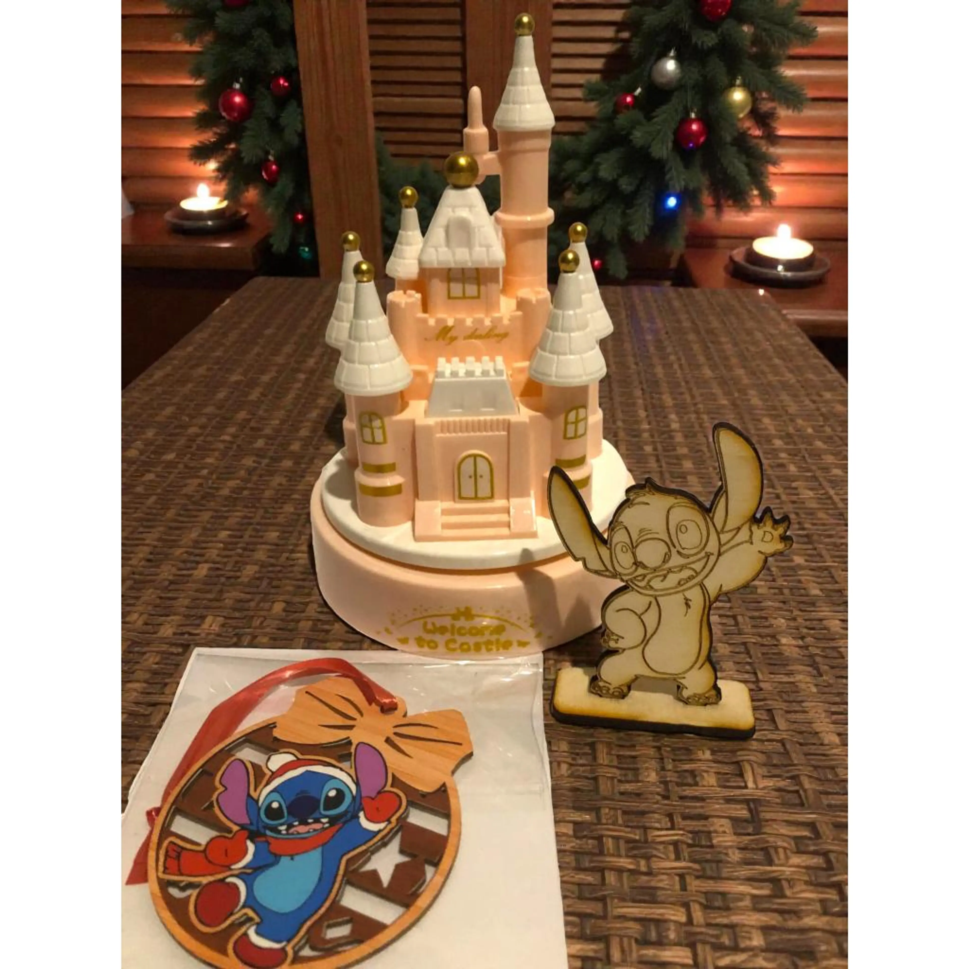 детски коледен комплект - Механична музикална кутия Замък и СТИЧ