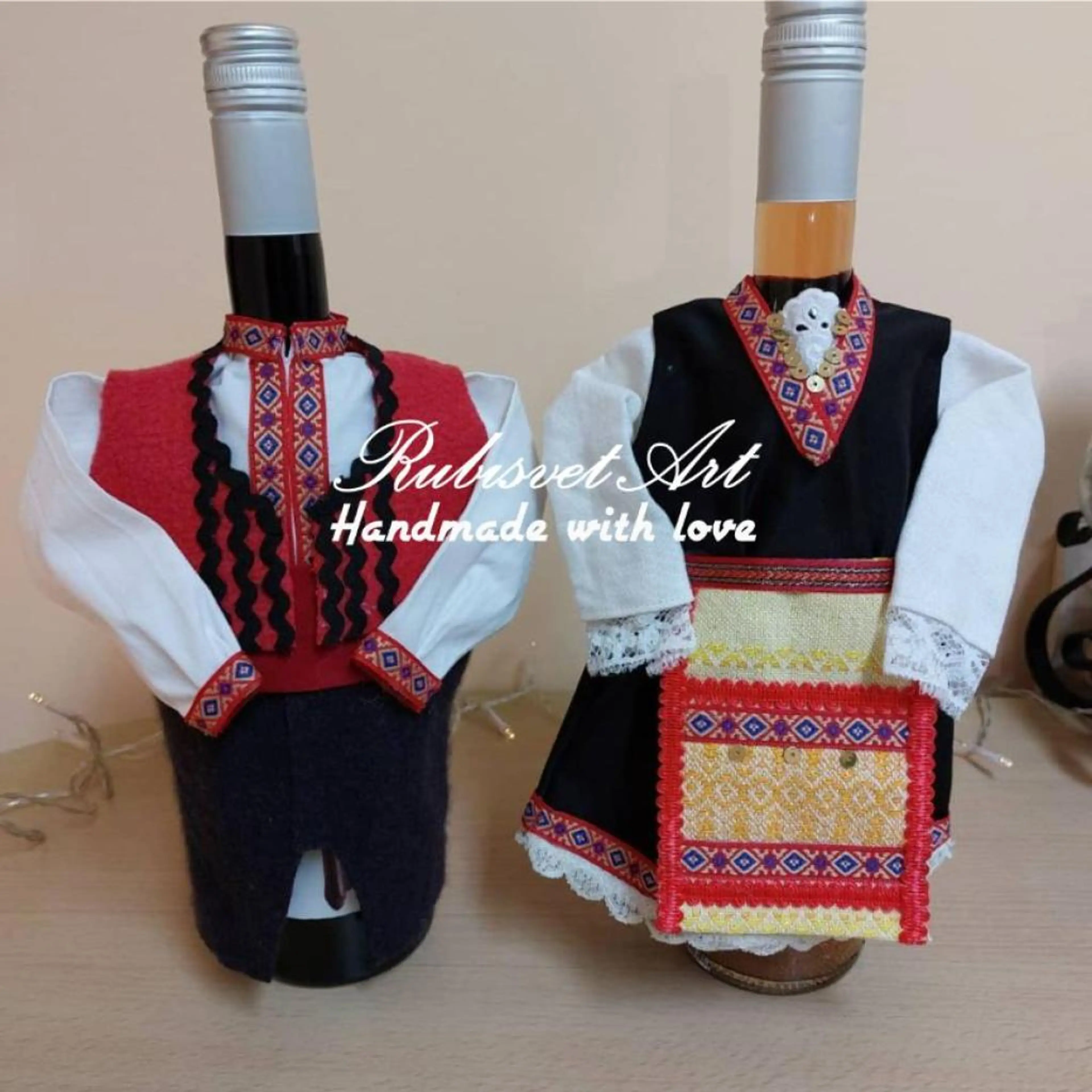 Народни носии за бутилки - комплект