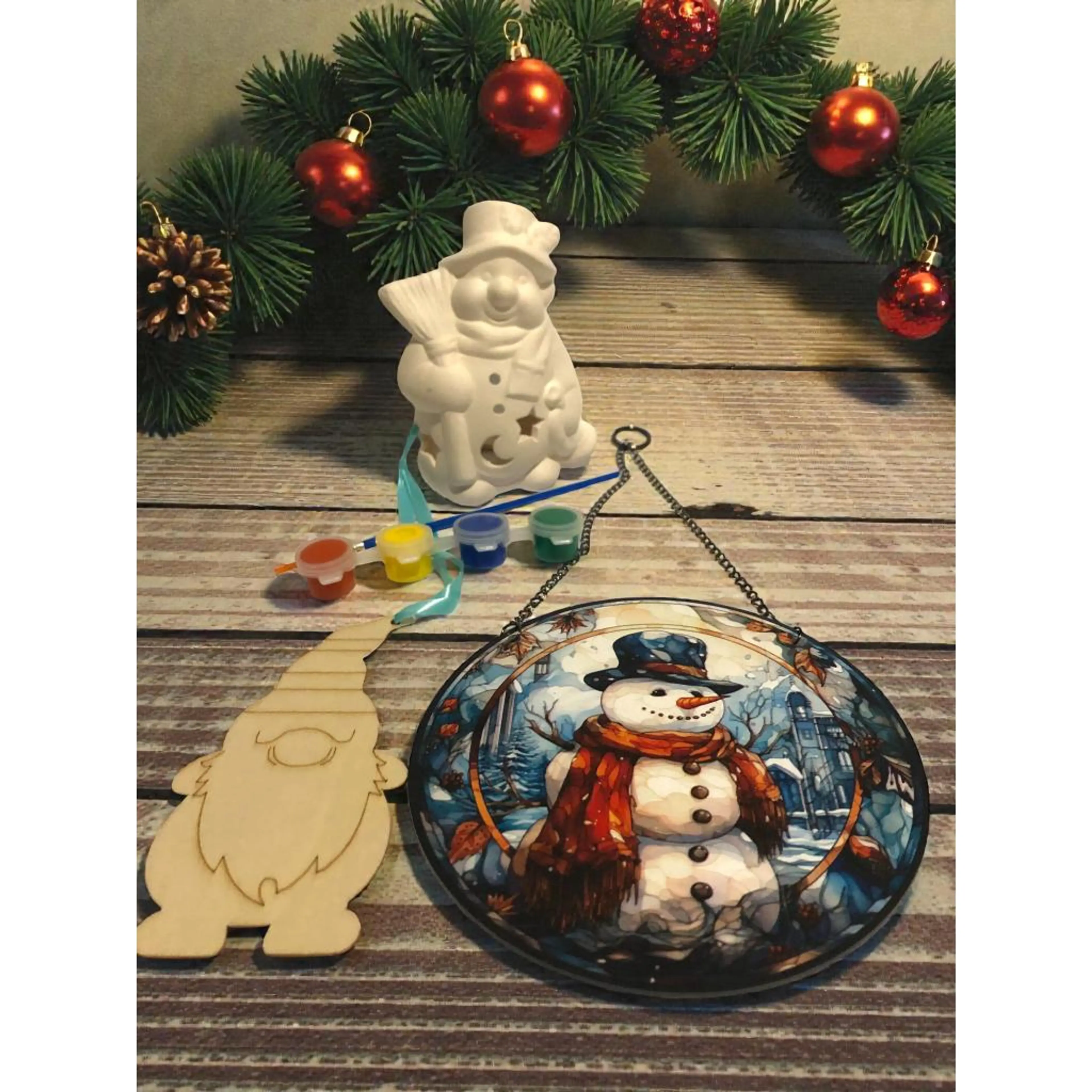 Подаръчен Детски Коледен Комплект Снежко и Гномче