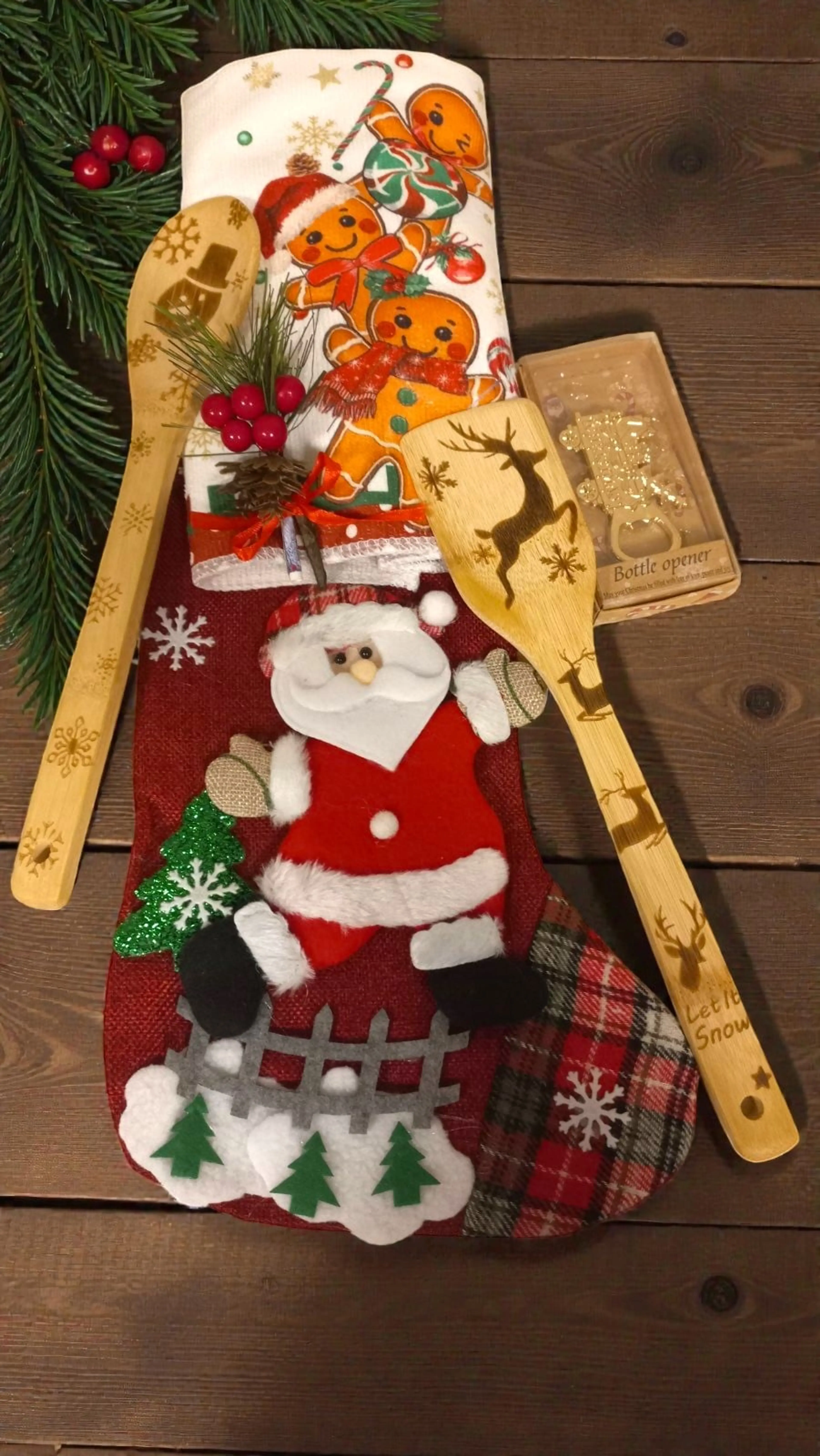 Подаръчна коледна кутия -Коледно Чорапче