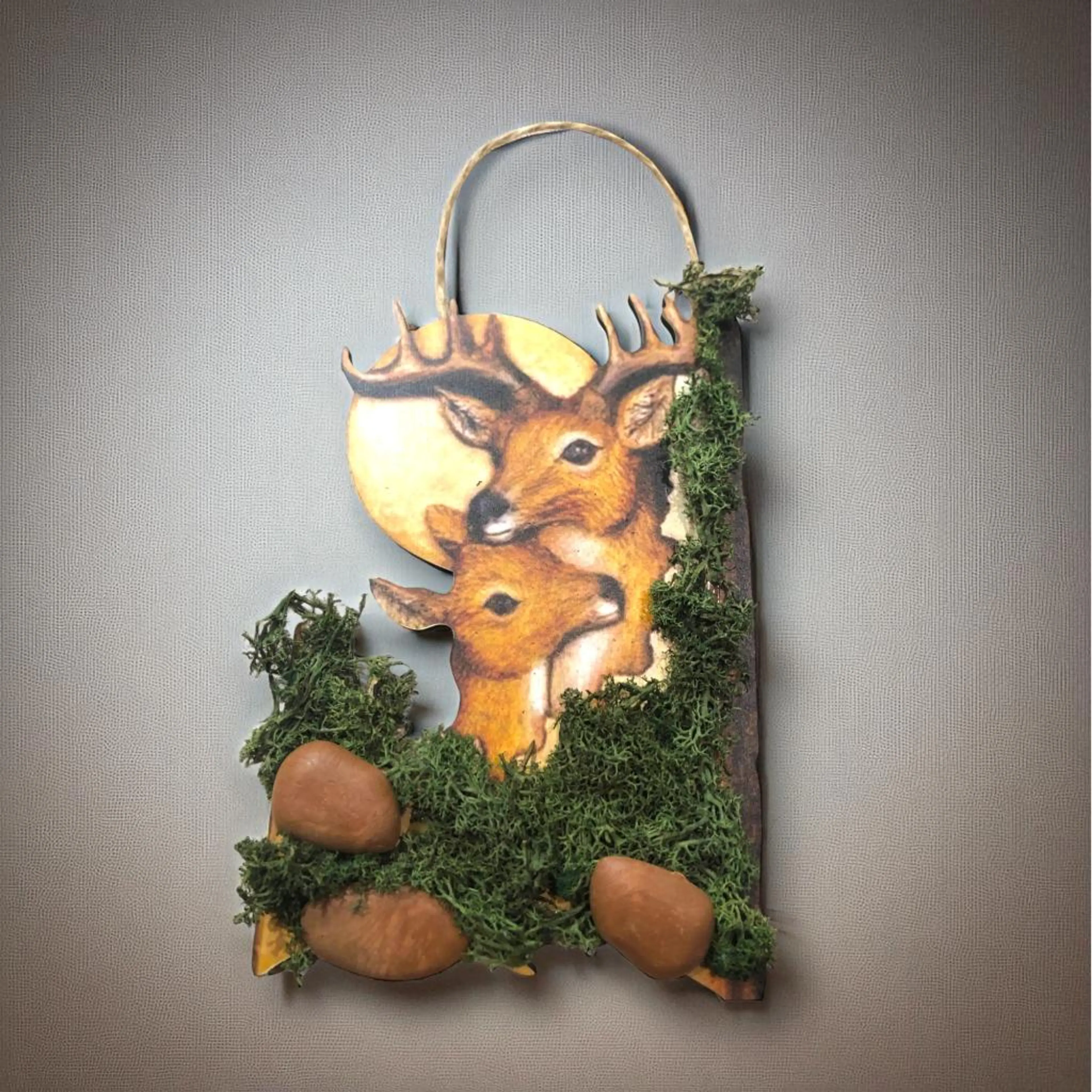 Ръчно Изработено Пано "Горска Приказка - ЕЛЕНИ"