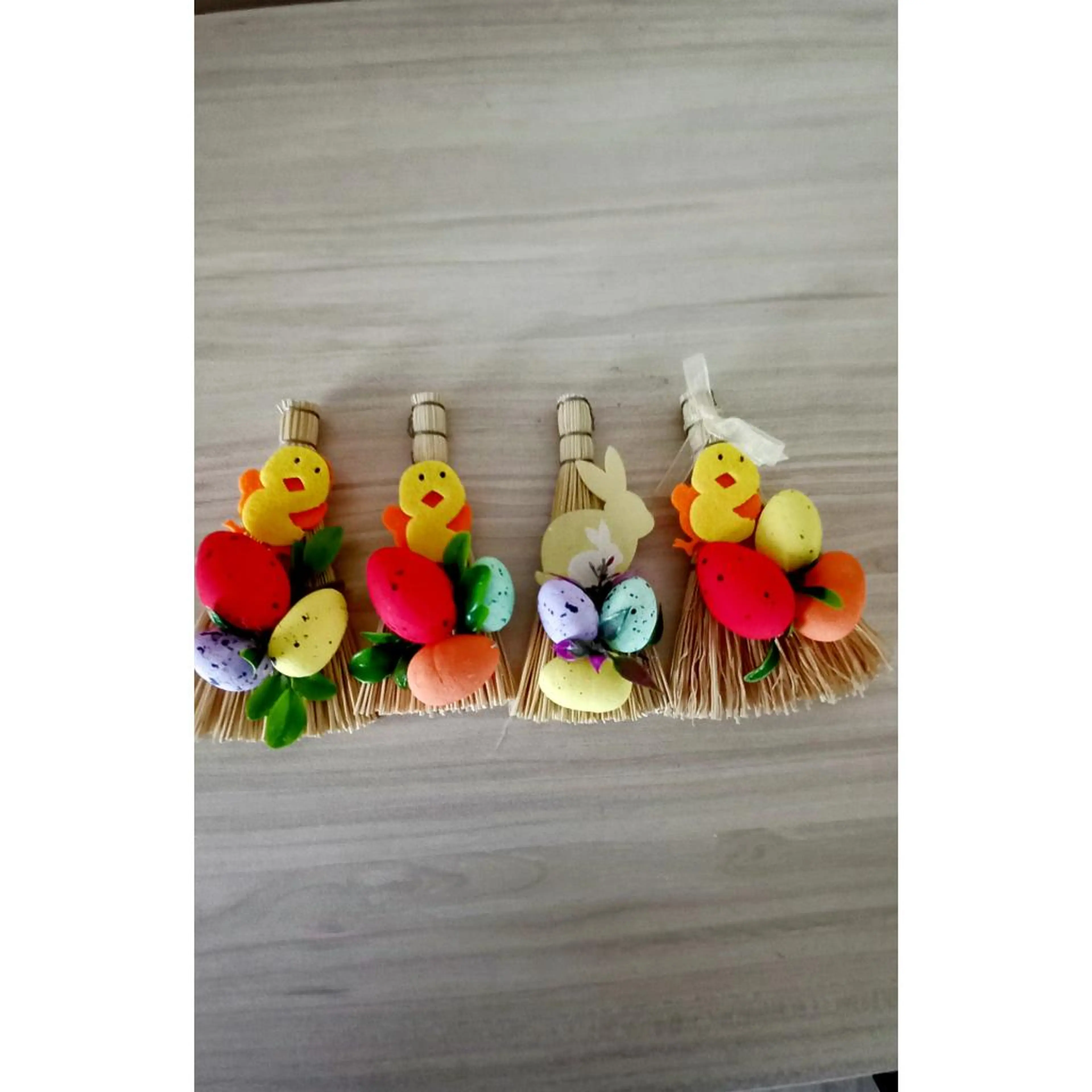 Великденски метлички - магнити